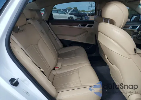 2017 Genesis G80 Base из США, поврежденный, VIN KMHGN4JE5HU176155